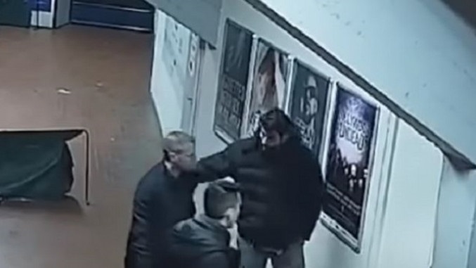 EKSKLUZIVNO: Šapić uhvatio Đilasovca kako krade dečje paketiće! (VIDEO)